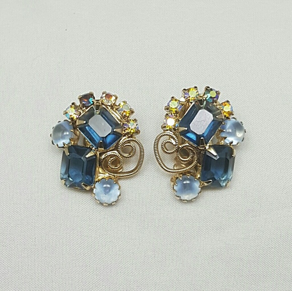 Vintage Jewelry - Vintage Juliana Blue AB & Moon Rhinestone Earrings